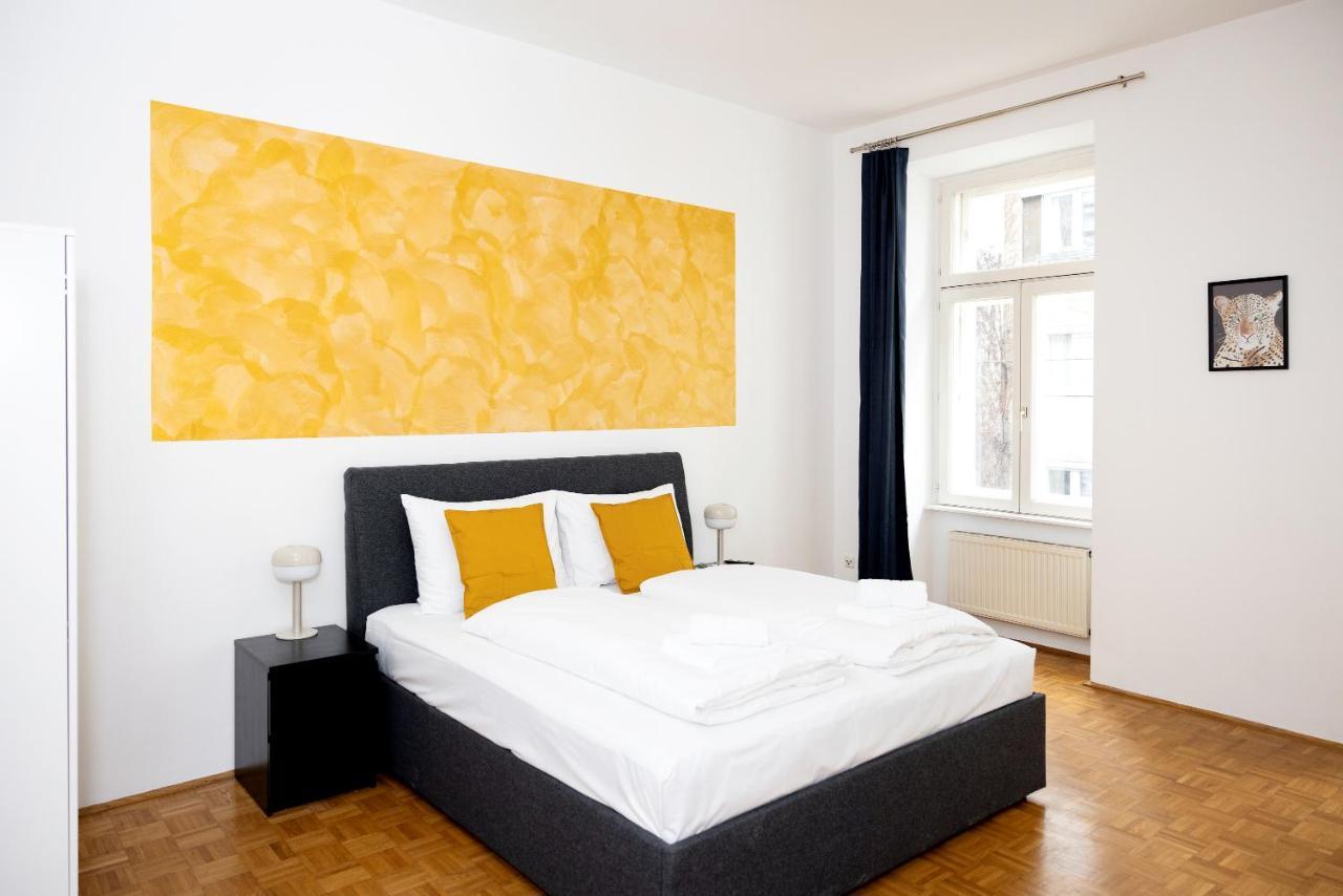 Premium 80 M2 Apartment - Free Parking Wina Bagian luar foto